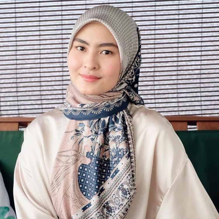 Cultural-and-Religious-Significance-scarf Cultural-and-Religious-Significance-scarf