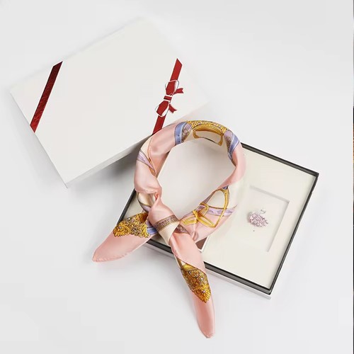 Silk-scarf-gift-box Silk-scarf-gift-box